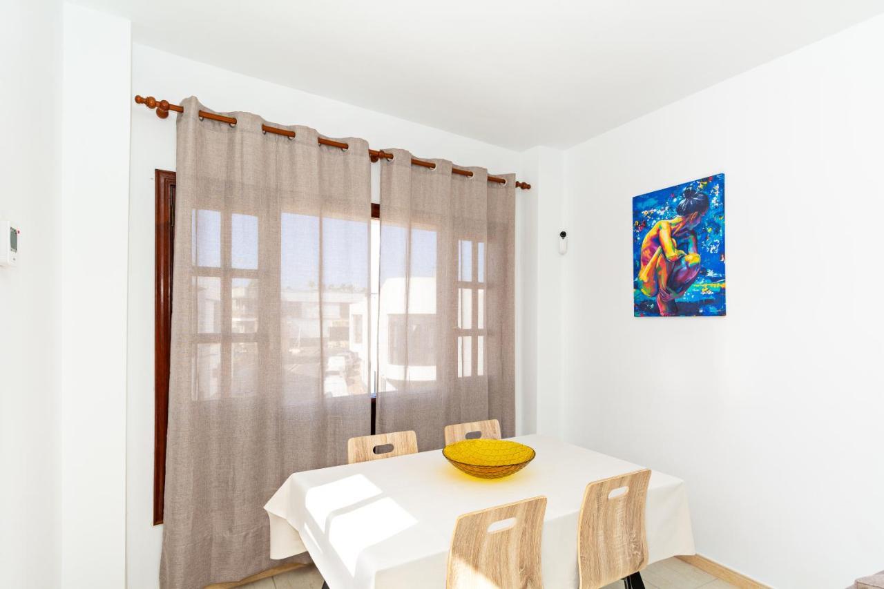 Apartment Top Place To Be By Pvl Плая Бланка Екстериор снимка